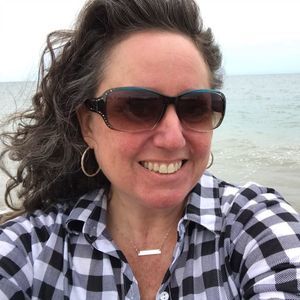 Meet your Posher, Mara